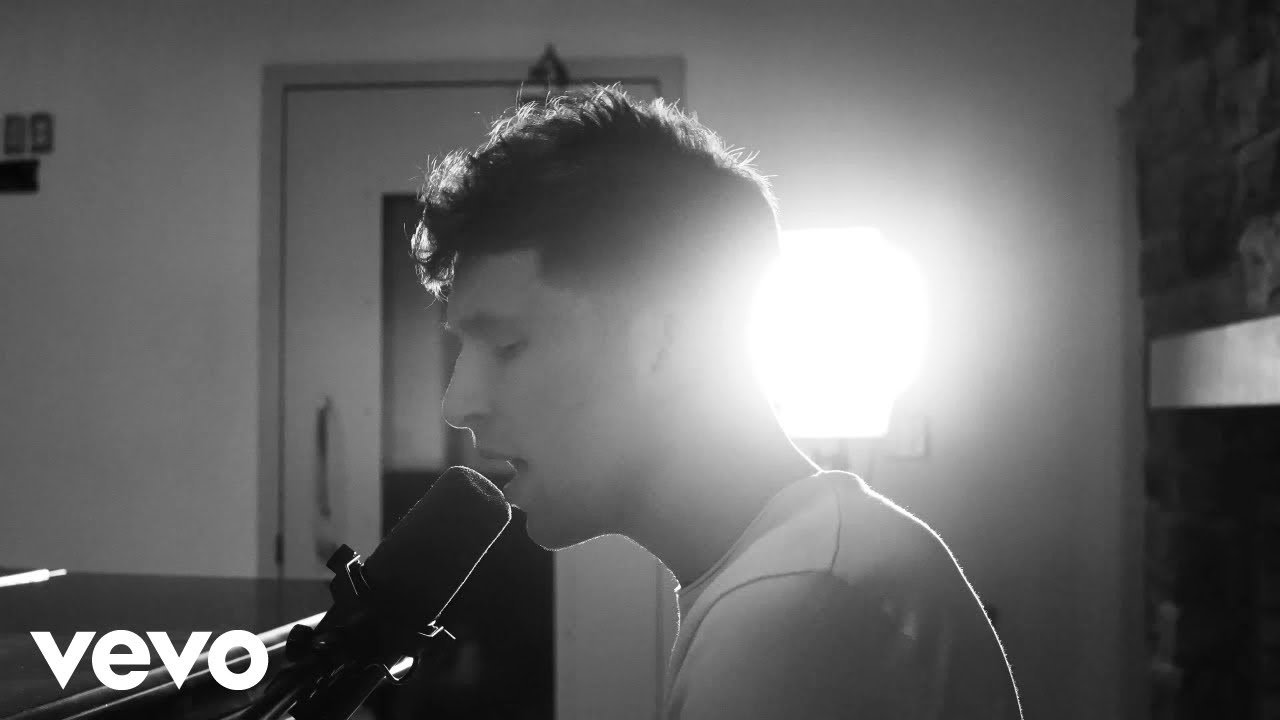 PREMIERE | Matt Hall Wades Through Toxic Relationship With New Song 