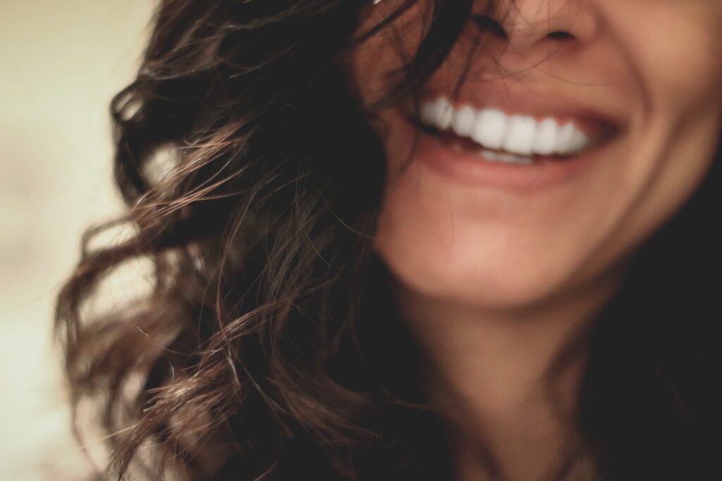 5 Clean Beauty Products That Will Make Your Skin Glow This Holiday Season