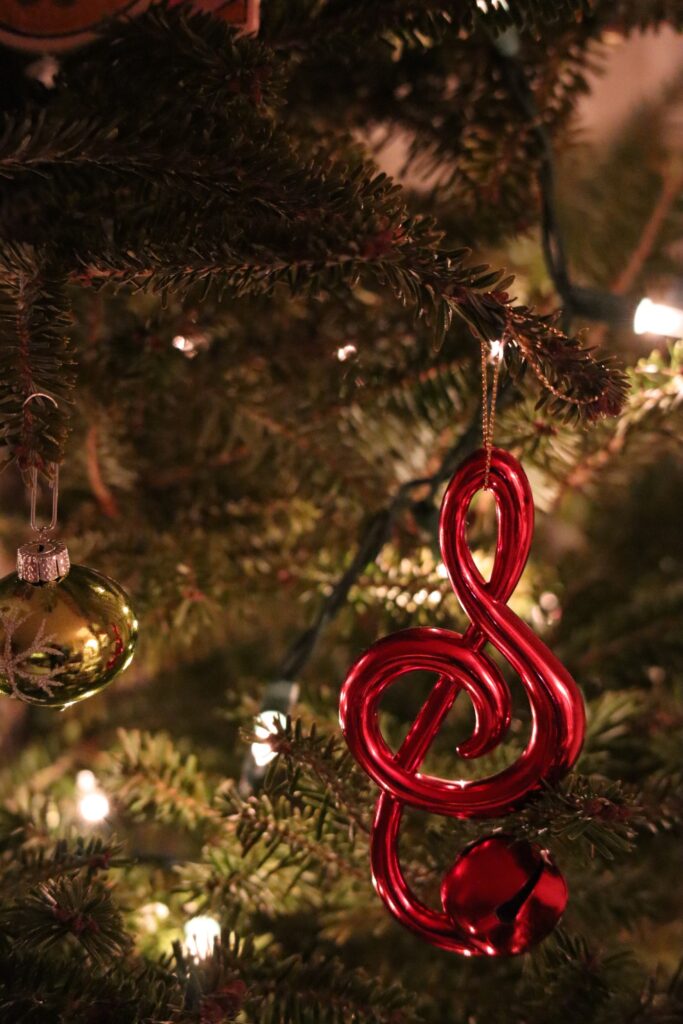 Now, Now Try to Find the Holiday Magic with “Lonely Christmas”