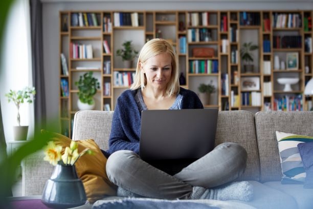 Kann ein Passwort-Manager wirklich dazu beitragen, meine persönlichen Daten online zu schützen?