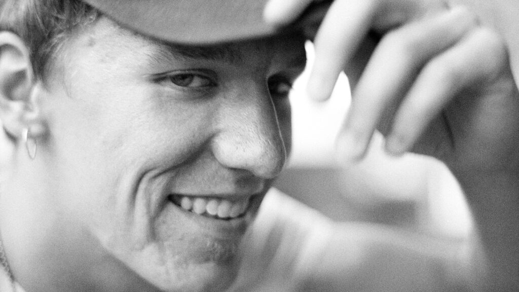 Happy Birthday, Elliott Smith: The Indie Rock Legend’s 10 Best Songs
