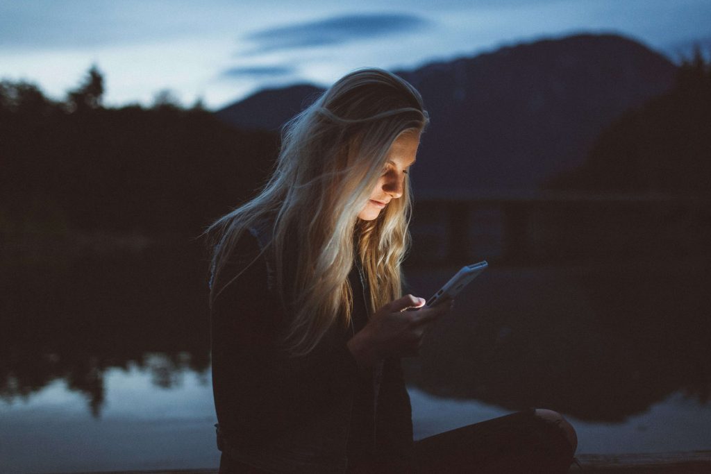 The Reality of ‘Perfect Lives’ on Social Media: Are We Really Happy, or Just Pretending to Be?