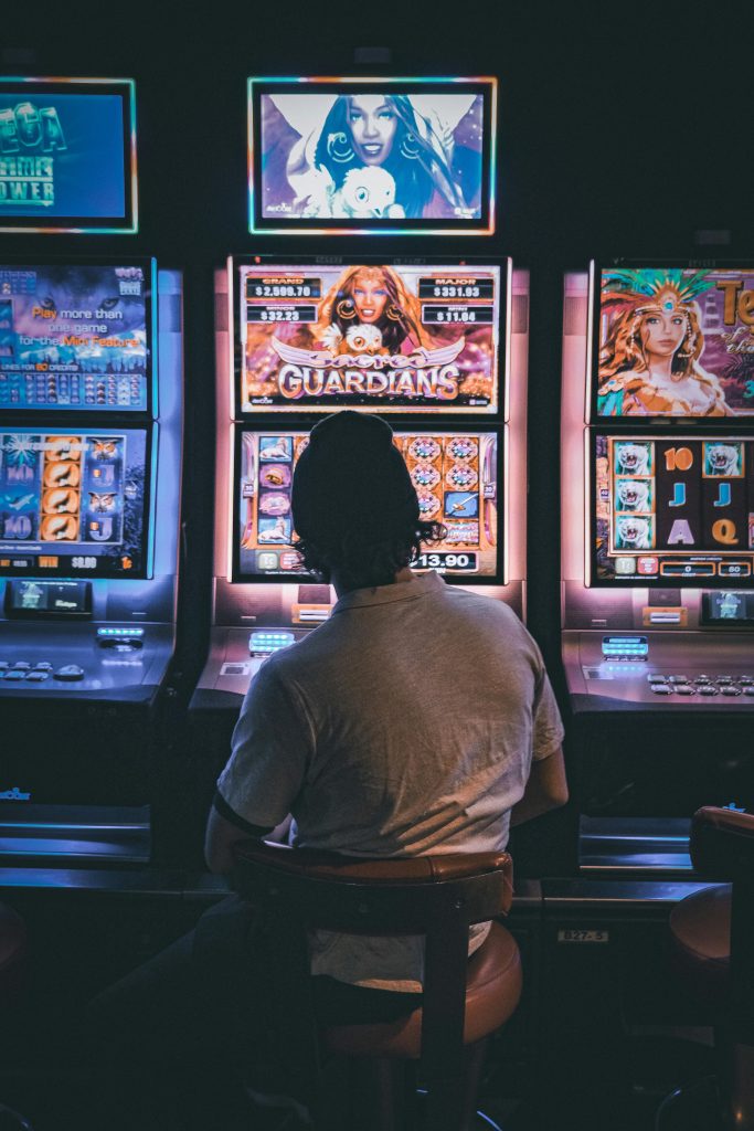Iconic Moments in Slot Machine Movies You Can’t Forget