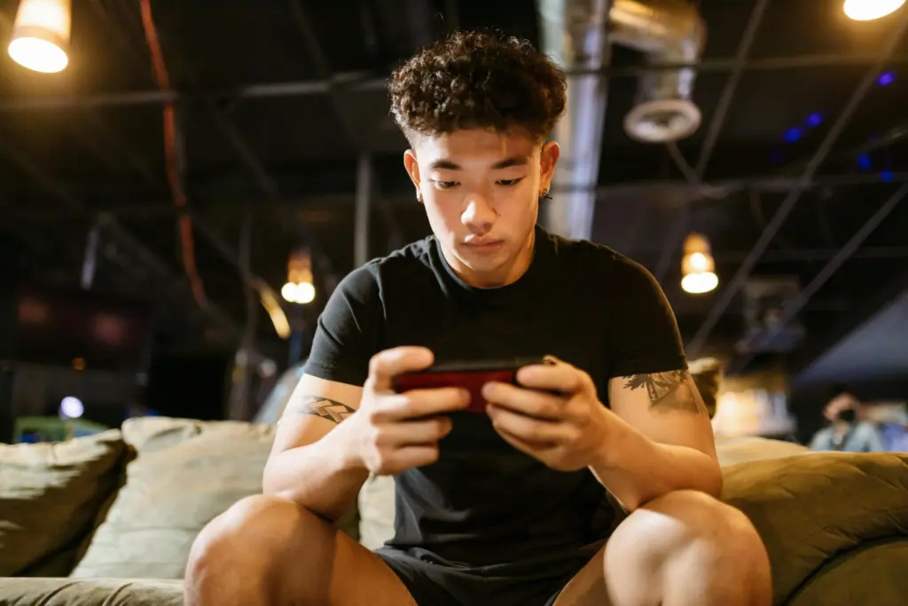 The Impact of Mobile Gaming on Online Casino Table Games