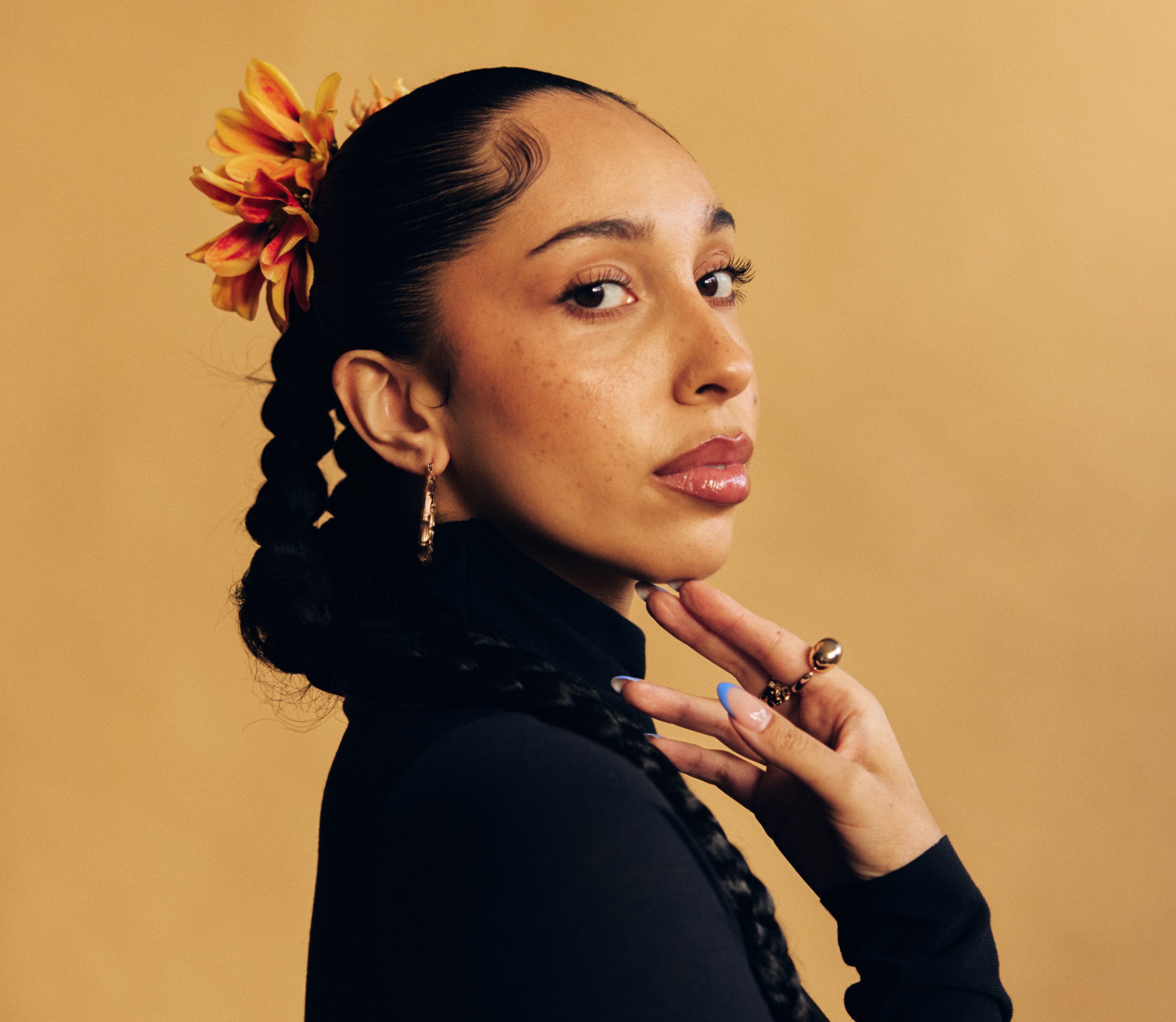 Geo Baddoo Finds Power in Unfiltered Presence on New Single ‘Look At Me’