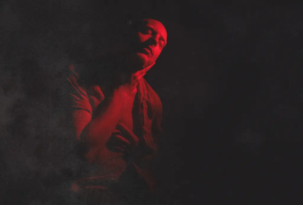 Rise Carmine Shares New Single + Video "Hooked"