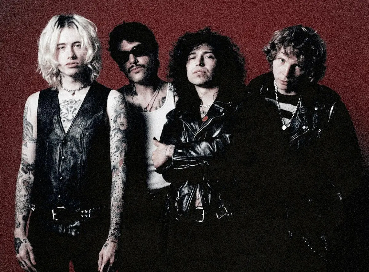 BEAUTY SCHOOL DROPOUT on New Album, Touring with blink-182