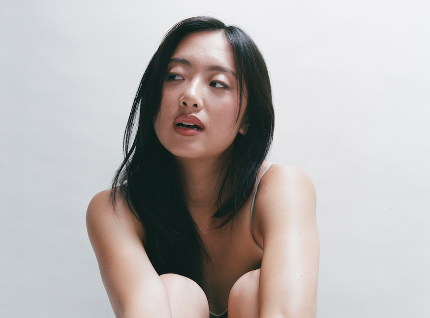 Sarah Kinsley Releases New Single, Announces EP and Tour