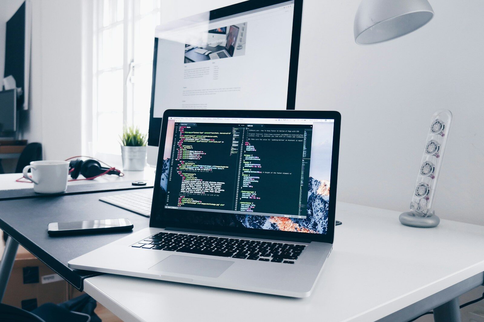 How Freelance Web Development is Shaping Modern Work in 2026