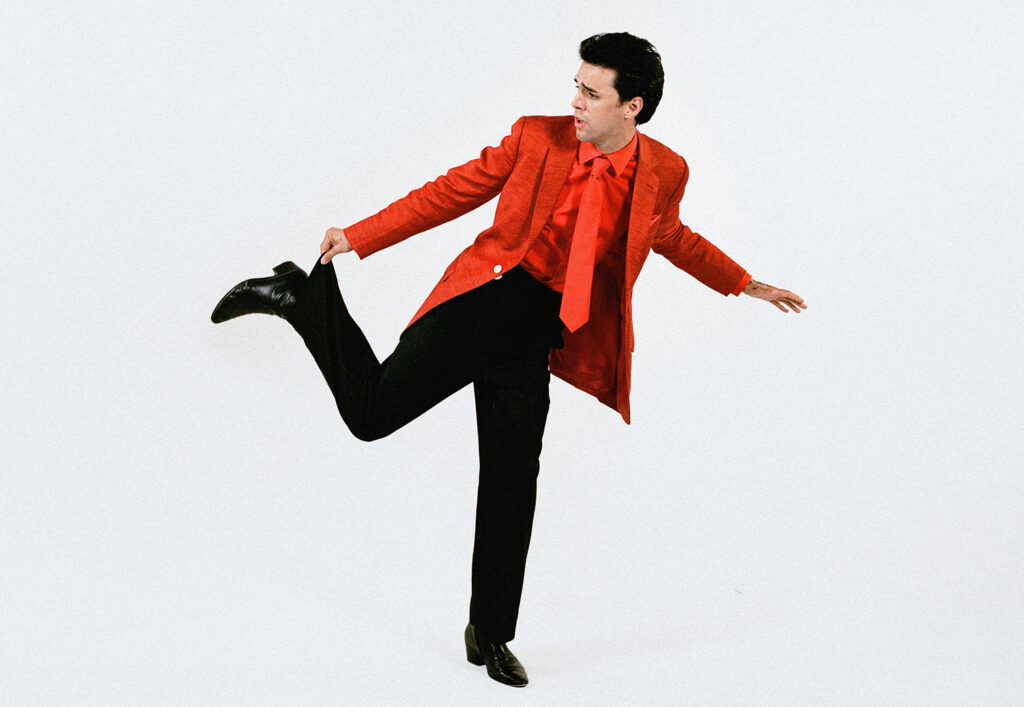 WATCH: Stephen Sanchez Breaks Down His New Album 'LOVE, LOVE, LOVE'
