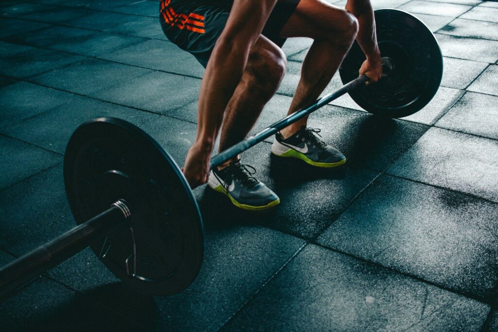 Why Hydrating Yourself Is Crucial When Lifting Weight