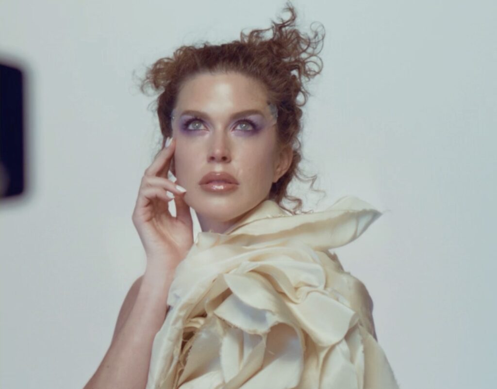 Jessie Altman Builds Momentum With New Single "For The Hell Of It" Ahead of Lovelight Album Release