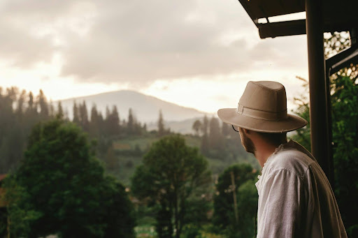 Outdoor Hat Brands That Travel Well and Wear Even Better