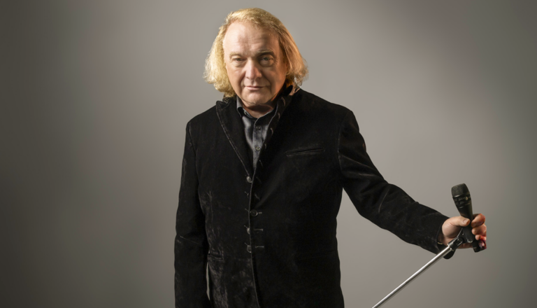 Rock Legend Lou Gramm Talks New Solo Album, Foreigner's Biggest Hits