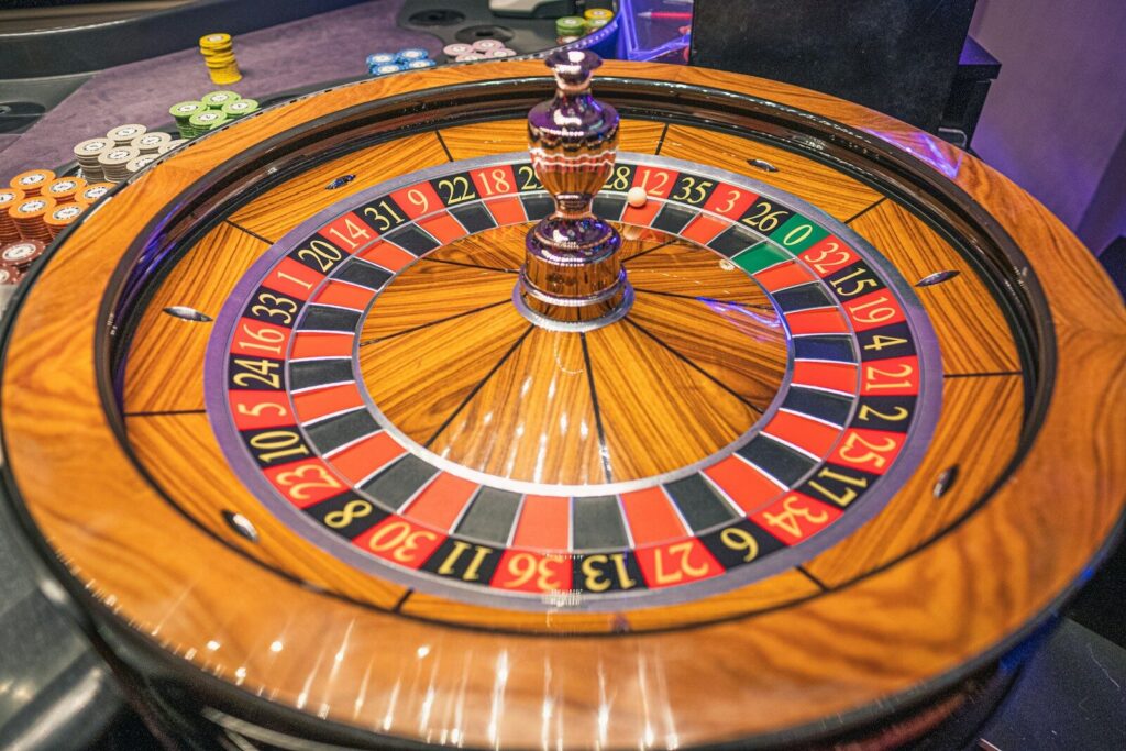 The Key Differences Between Video Game Slots And An Online Casino